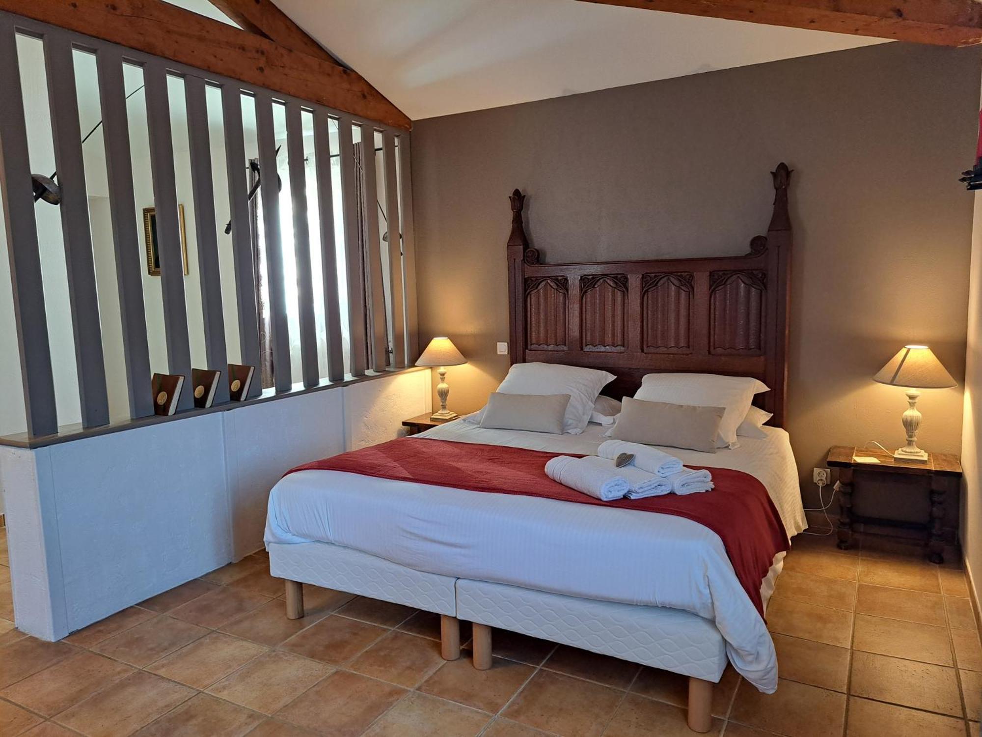 La Barde Montfort, votre maison d'hôtes à 4 kms de Sarlat Dordogne Vitrac  Extérieur photo
